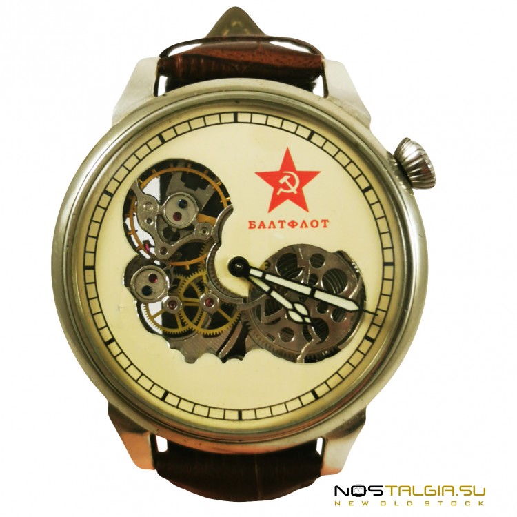 大型手表与罕见的机制"闪电"Baltflot5502苏联，有一个透明的后盖，新从存储