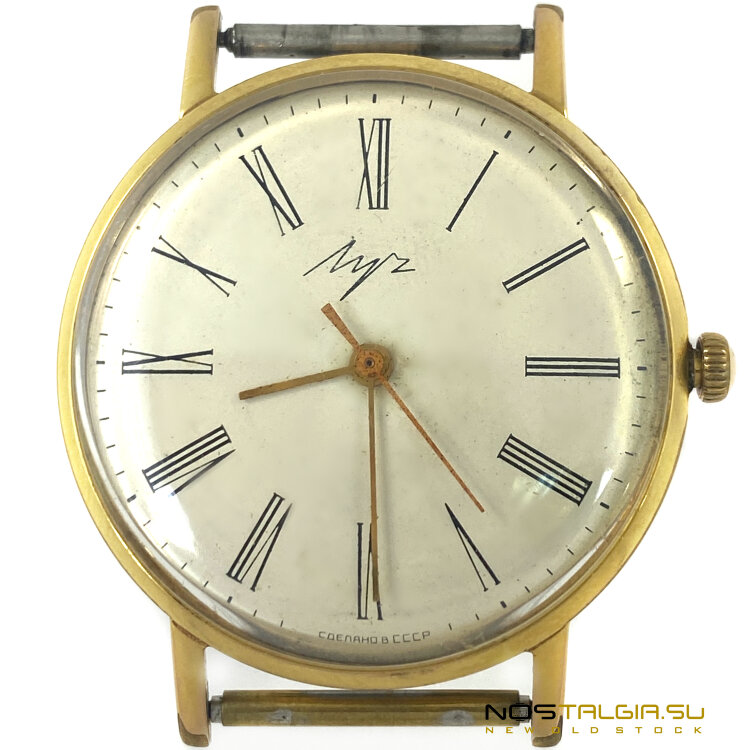 苏联的机械手表"Ray"，超薄，保存良好