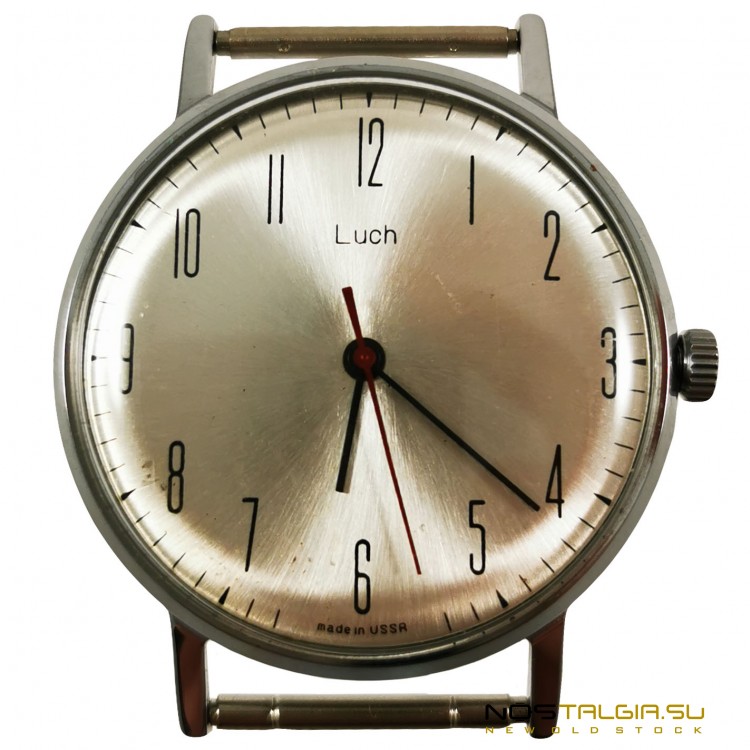 Наручные часы "ЛУЧ" механизм - 2209 в ультратонком корпусе, редкое состояние, новые с хранения