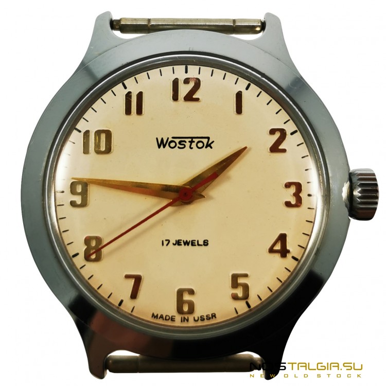 机械手表"东方号"苏联在一个具有代表性的风格与防尘的情况下，与存储 