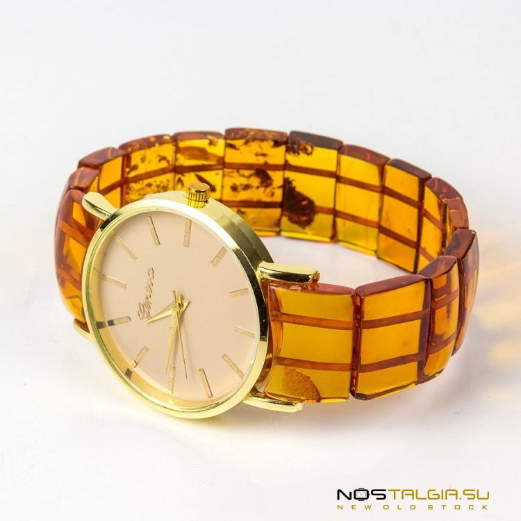 Наручные часы с широким янтарным браслетом ручной работы - кварц 