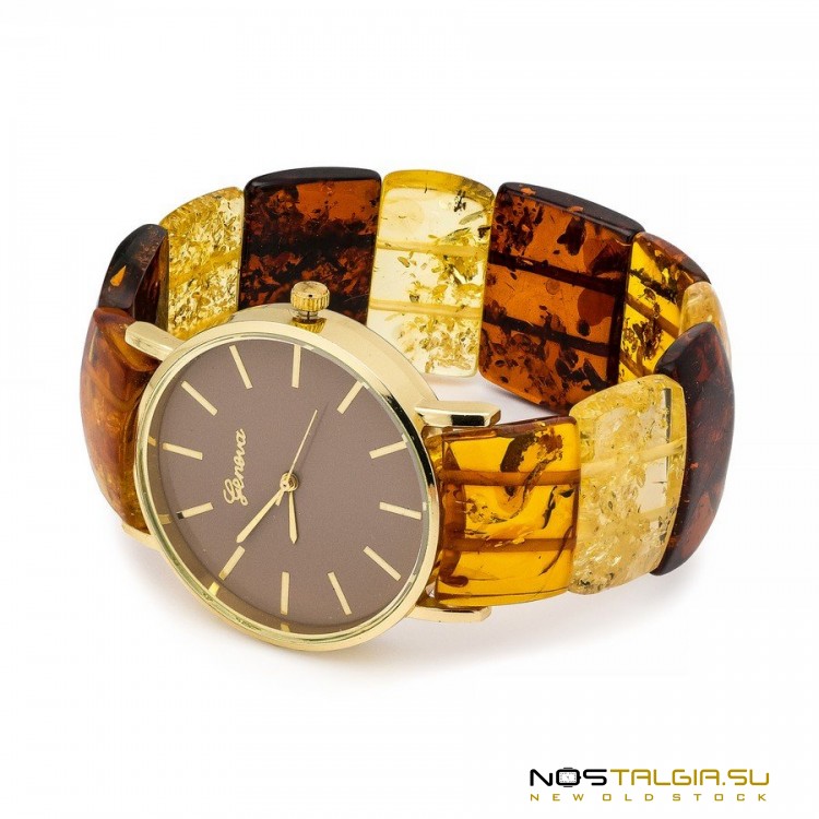Часы "Сигма" в корпусе золотого цвета (кварц) с комбинированным браслетом из янтаря - женские 