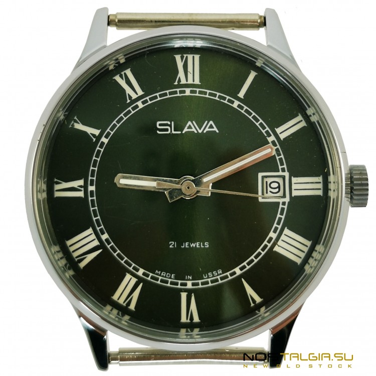 苏联的Slava手表，具有经过验证的机制和侧面日历，新的存储 