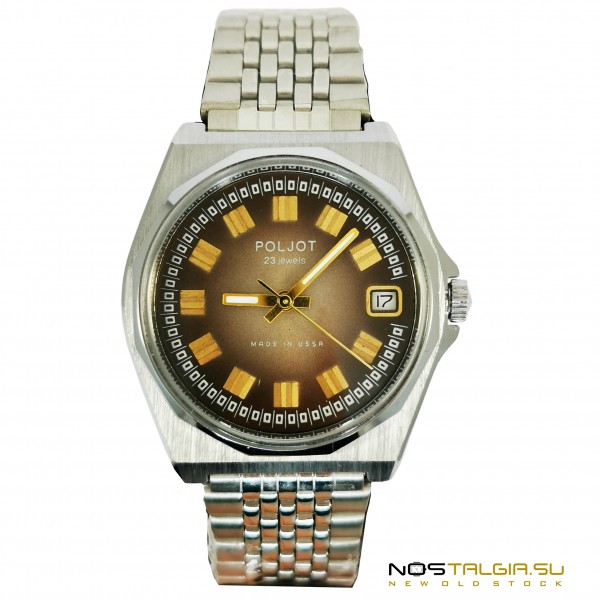 Наручные часы "Полет" 2612.1 СССР с боковым календарем, отличное состояние, новые с хранения