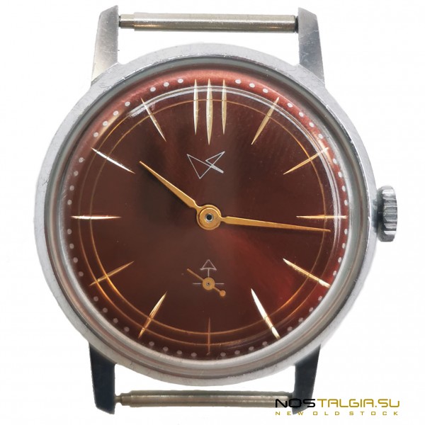 使用されるクロム場合およびバーガンディのダイヤルが付いているZim2602 