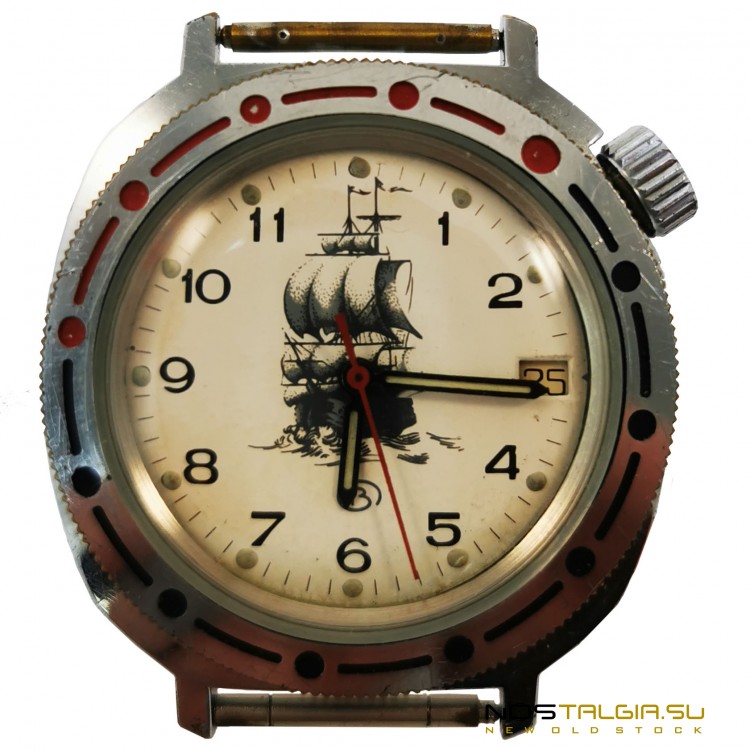 Механические часы "Восток" Командирские водонепроницаемые, с календарем, хорошее состояние 