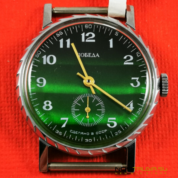Часы СССР Победа с шикарным зеленым циферблатом