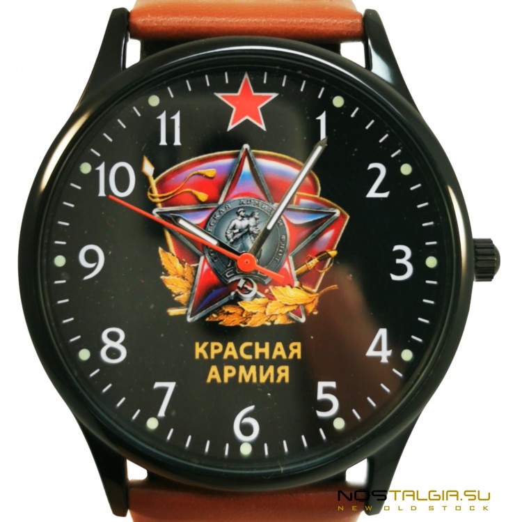 腕部纪念手表"红军"在一个大的黑色案件-全新的