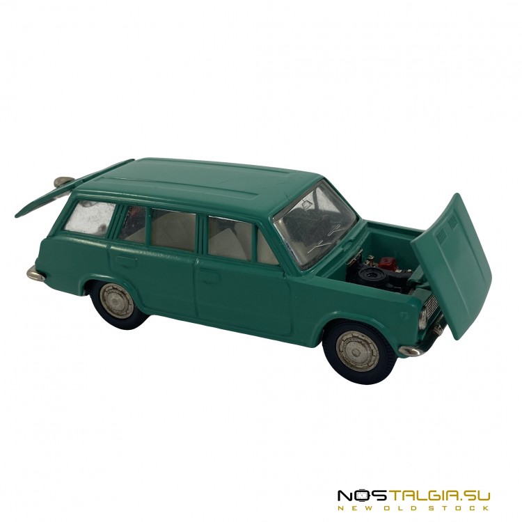 Lada VAZ-2102 Break – Miniature Novoexport 1/43, Made In URSS, Métal Blanc
