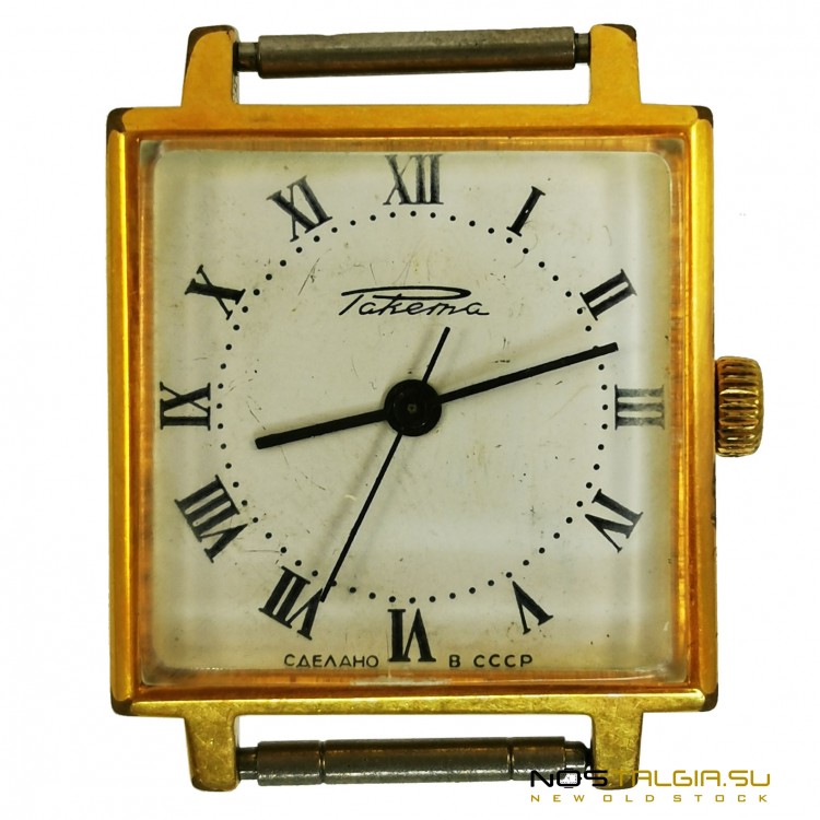 Интересные часы "Ракета" в квадратном корпусе золотого цвета с механизмом 2209, бывшие в использовании