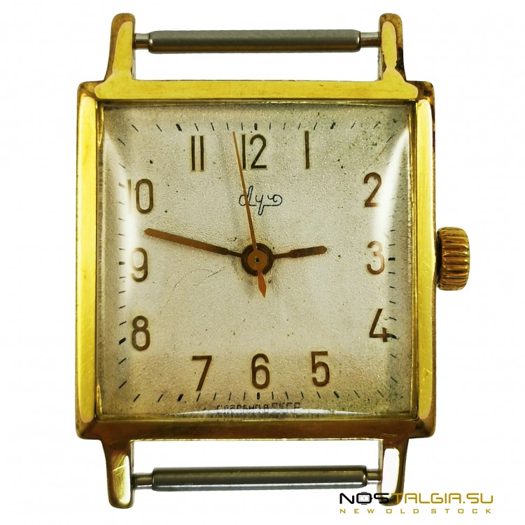 Наручные часы "Луч" 2209 СССР в противоударном корпусе (золотой цвет), с хранения  