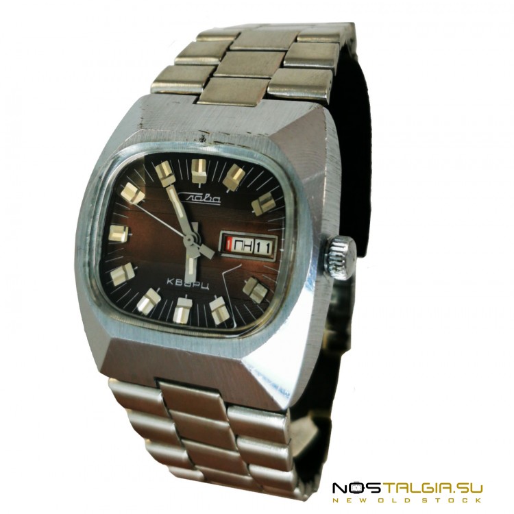 Slava Quartz USSR-2427Tank watch with bracelet,new from storage