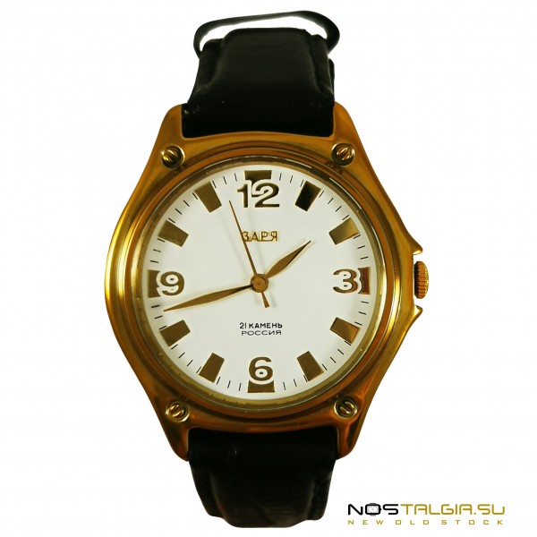 Zaryaの腕時計1993年、貯蔵からの新しい（パッケージで） 