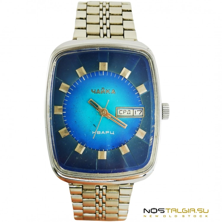 罕见的手表"Chaika"苏联1987年双日历，损失最小